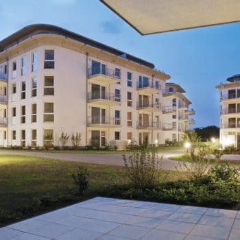 Becker Immobilien, Verkauf von 132 Mietwohnungen 'en Bloc' an einen Investor, die "Bonner Sieben", Bonn-Auerberg