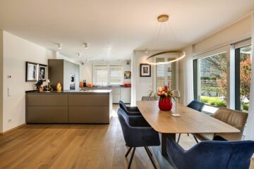 Hochwertige EG-Wohnung mit 2 Terrassen, Garten & Einbauküche in bevorzugter Lage von Bonn-Hochkreuz - Impression Wohn-/Essbereich