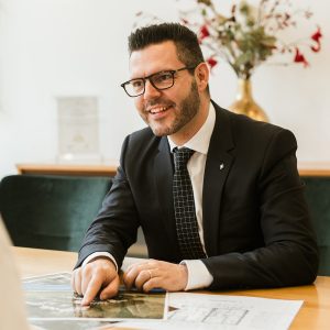 Rolf-Ludwig-Becker-Geschaeftsfuehrer-bei-Becker-Immobilien